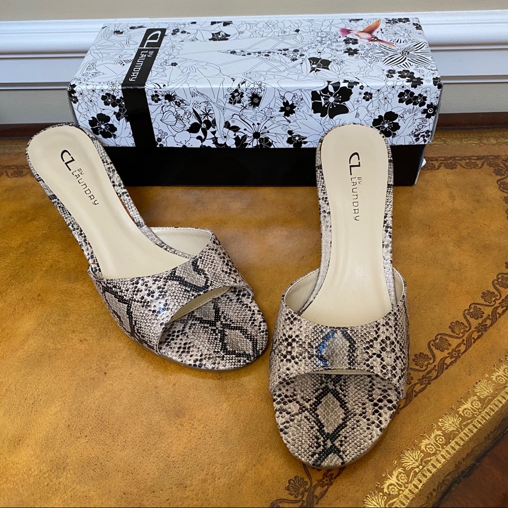 NWT Chinese Laundry Madeline Kitten Heel Slide - Picture 2 of 8
